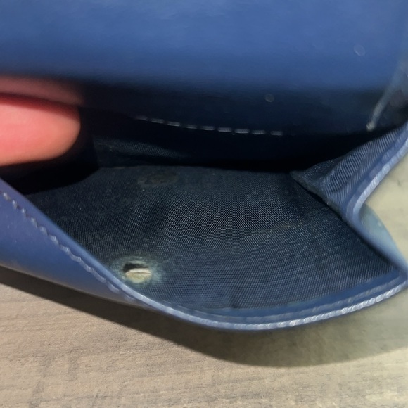 PRADA Blue Vittello Move Leather Trifold Wallet - Picture 14 of 16